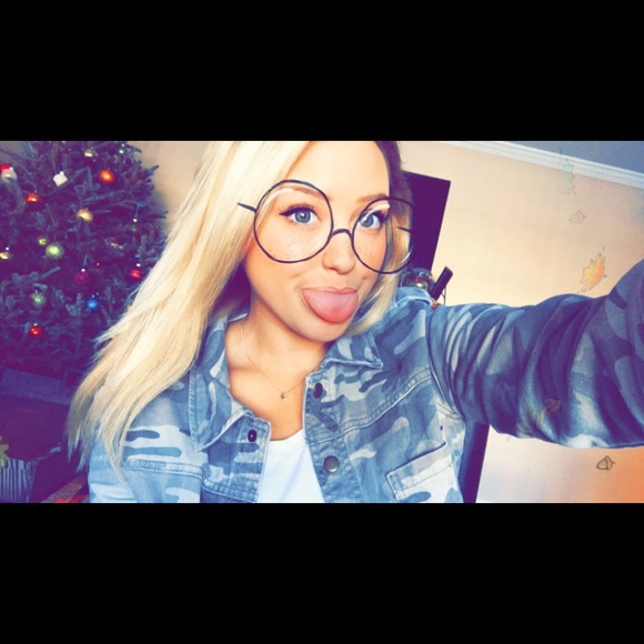 Meet your Posher, Jamie - Picture 3 of 4